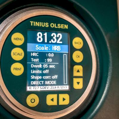 Gauge showing results of a tensile test on ductile iron pipe.