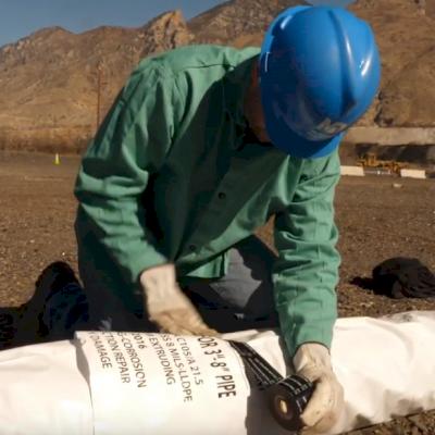 Aaron Loosli demonstrates how to repair V-Bio.