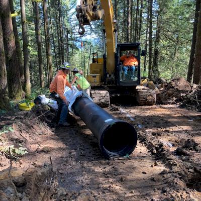 Ductile iron pipe installation in Clakamus, OR.