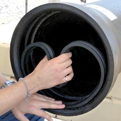 Ductile iron pipes use modern rubber gaskets to provide a watertight seal.