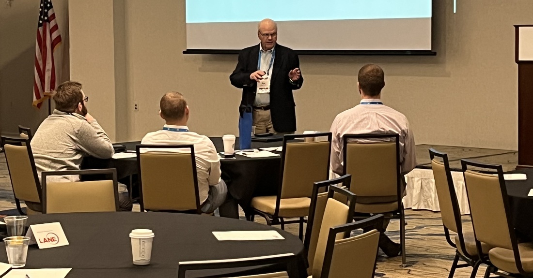 Roy Mundy, McWane Ductile Senior Regional Engineer, presents at an ASDWA conference.